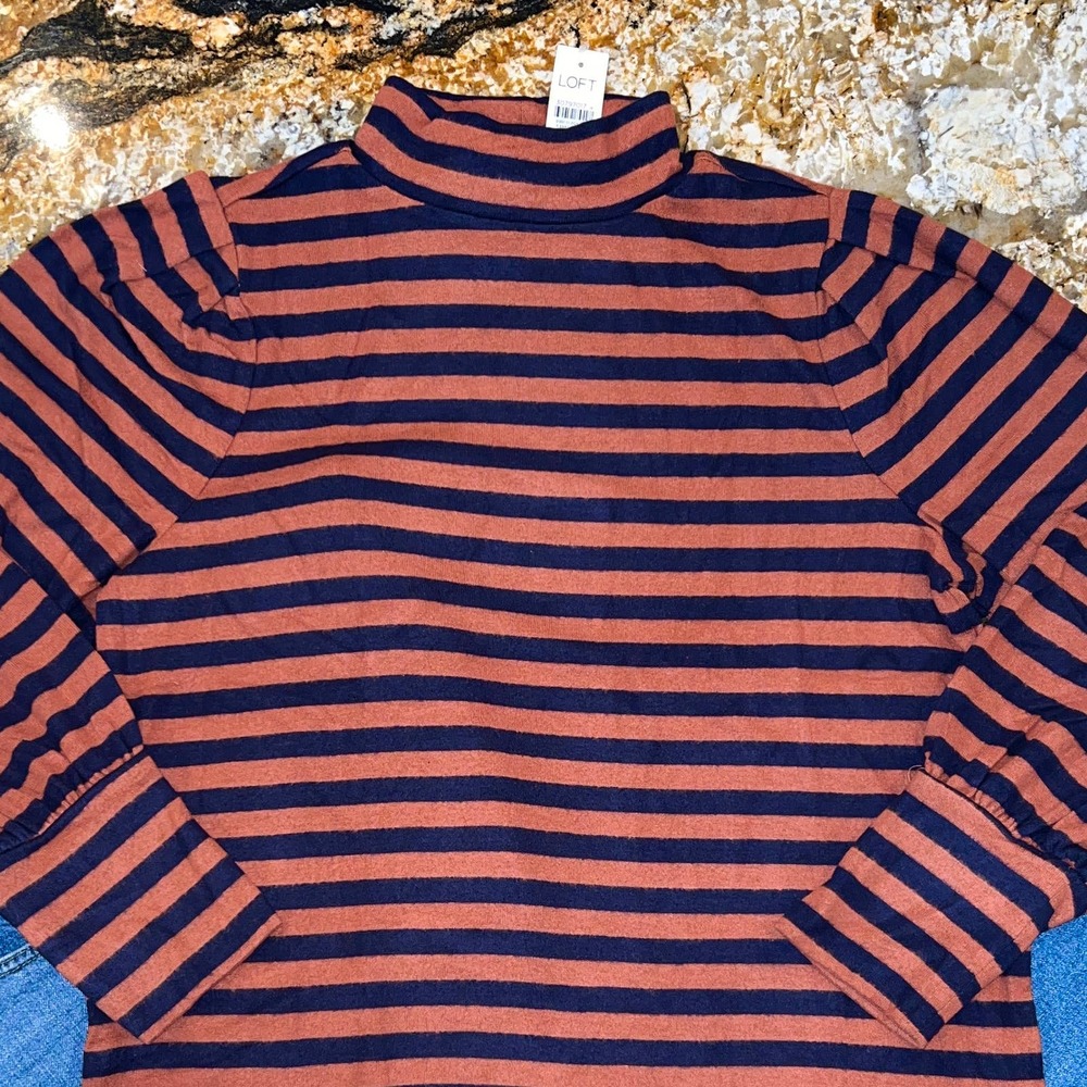 NWT Loft Rust/Brown & Navy Striped Soft Knit Mock Neck Top - SIZE LARGE - Picture 4 of 10